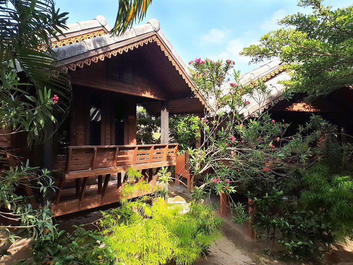 Sabaii Bay Resort Баан Тай Экстерьер фото